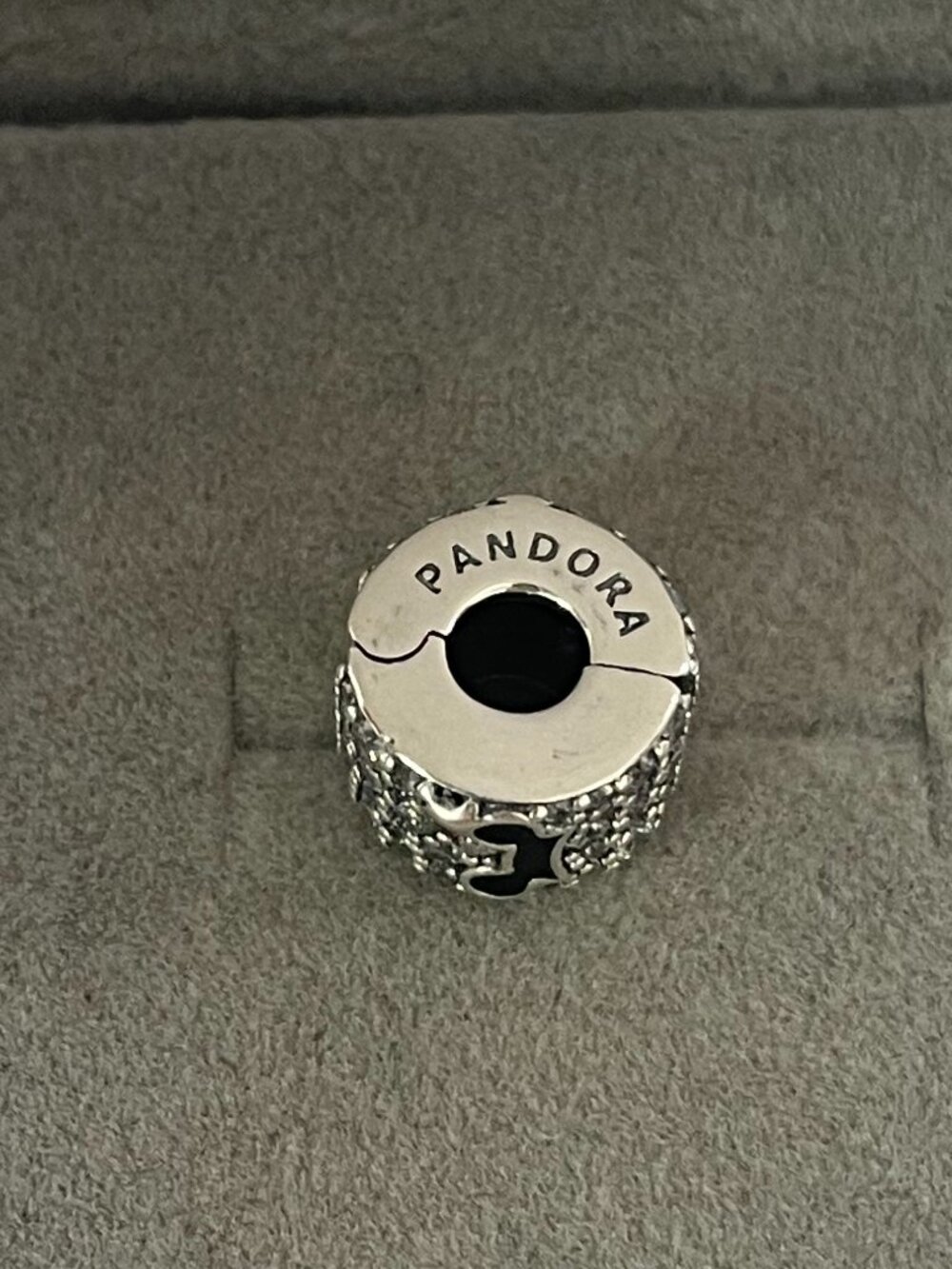 Mickey Minnie Pave Disney Parks Pandora Clip - Picture 4 of 4